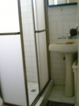 Reg-Mar.com le ofrece Excelente Condominio, Playa Guacuco, Vista al Mar, Apartamento de 70m2, 2 habitaciones 1 bao, sala cocina, comedor, amoblado, Piscina, canchas multiples/ Tennis, Churuata, Restaurante, vigilancia privada las 24 horas. 

