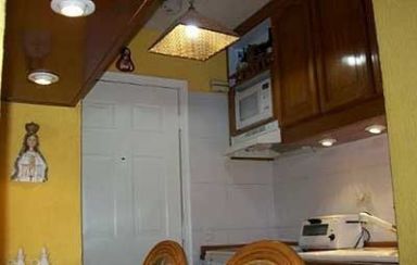 Reg-Mar.com le ofrece Excelente Conjunto Residencia, Buena Ubicacion, al lado de los mejores Centros Comerciales, Canchas, Piscina, Caney, Jardines, 1 habitacion 2 baos, equipado, Aire, Cantv, Directv,  Ideal para Vacacional Actualizado 16/08/2010 